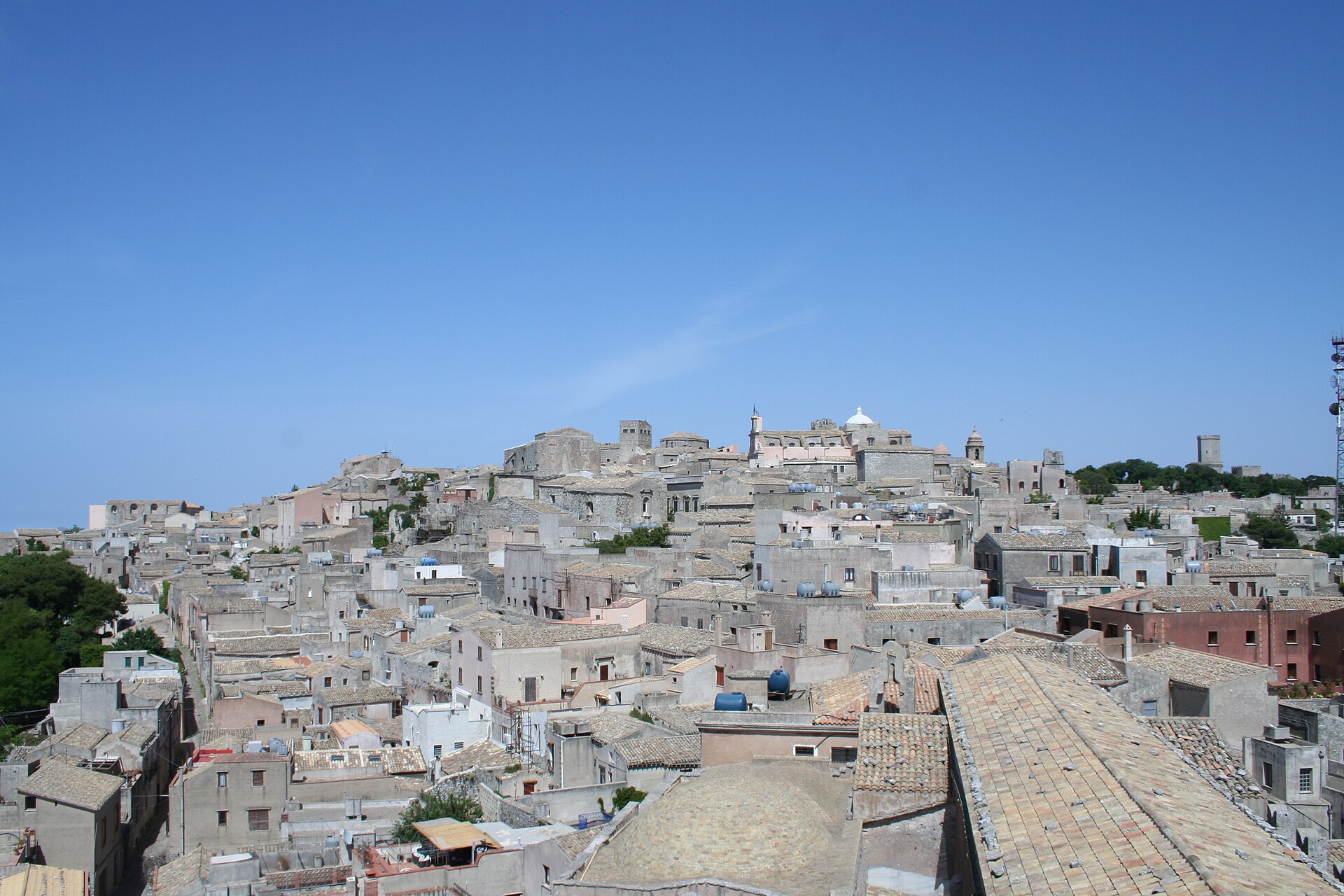 Immacolata 2026 a Erice: borgo medievale e aggiornamenti natalizi